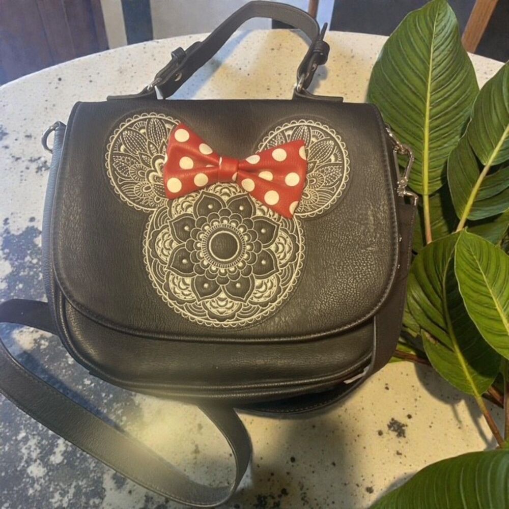 Loungefly Minnie Mouse Mandala Crossbody Purse